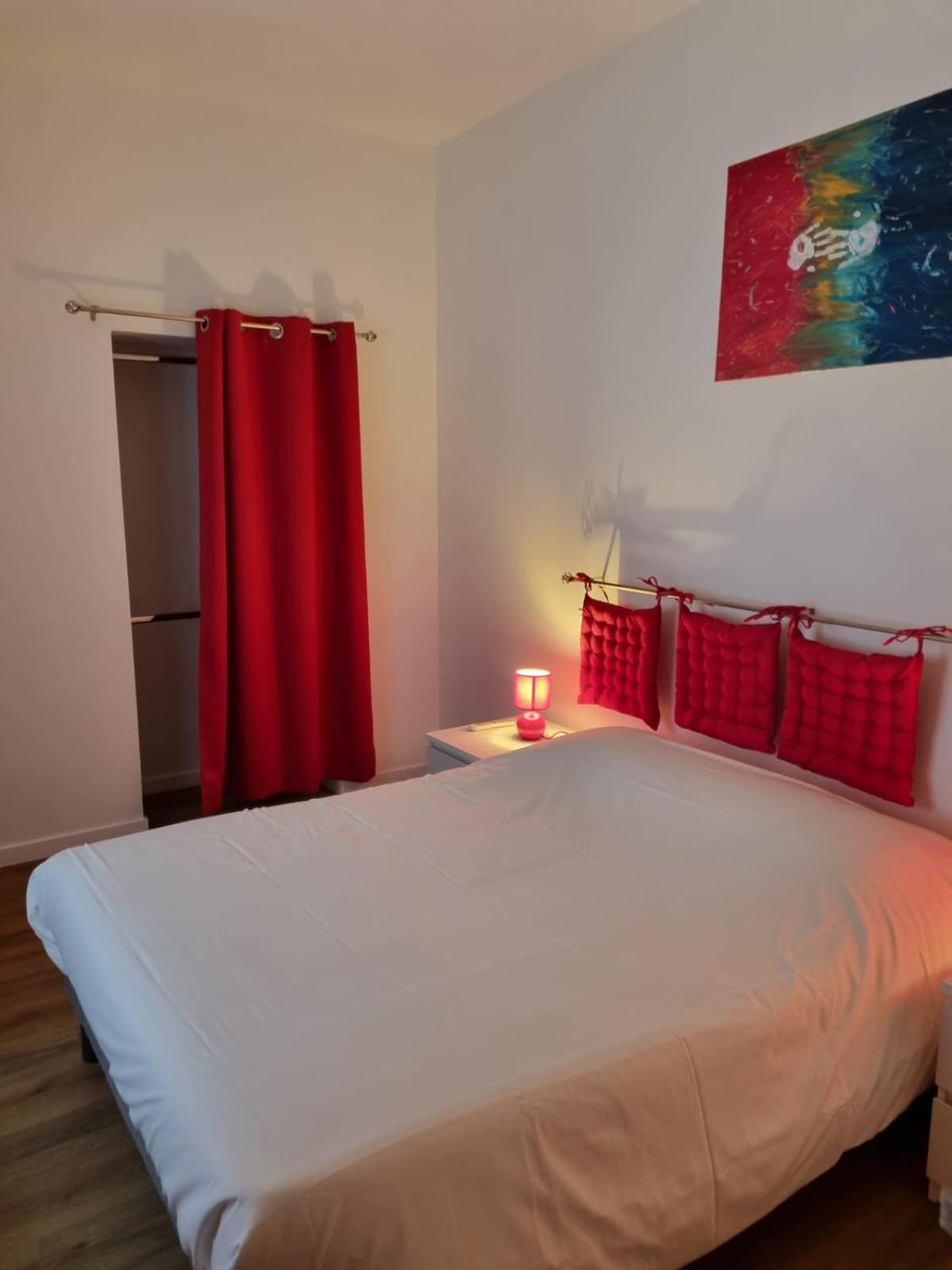 Au Petit Ronceraie Lägenhet Blois Exteriör bild